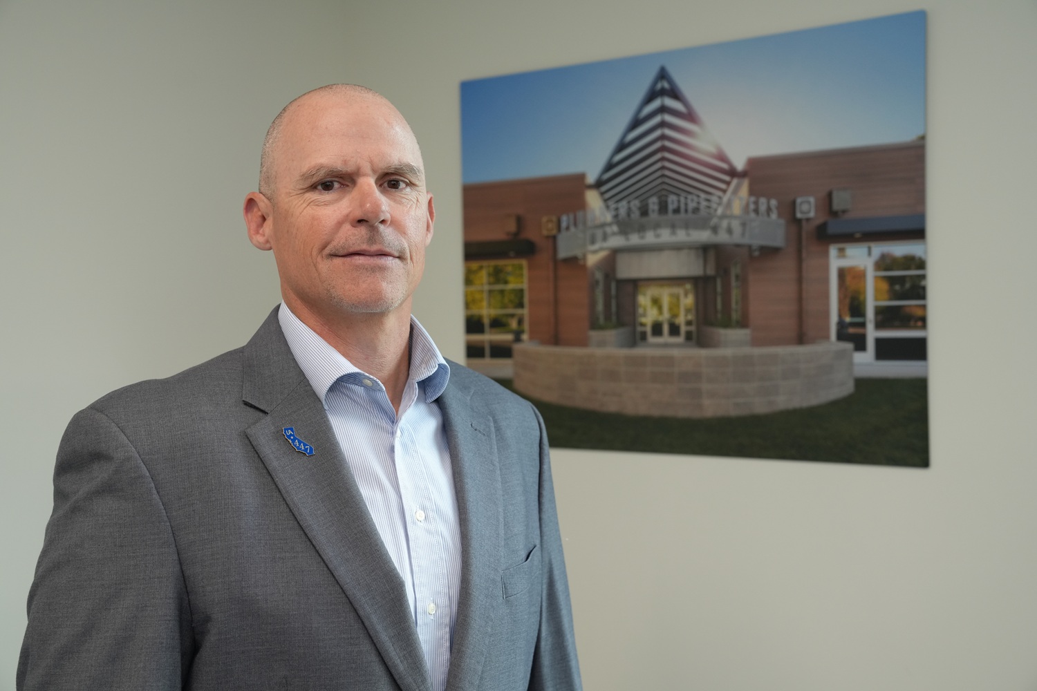Tom Aten, Business Agent